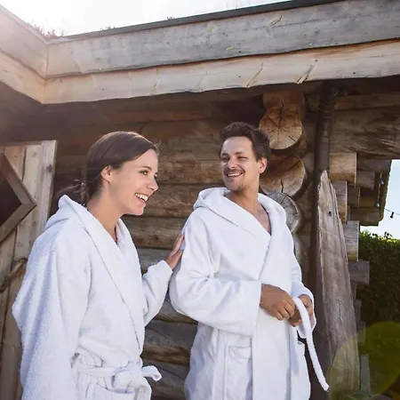 Waldstrand-hotel 호텔 그로스쇠나우